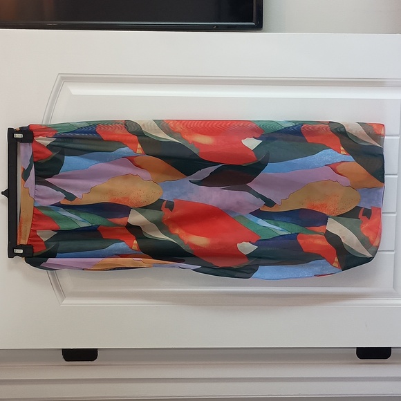 Swim Cover up skirt, I never wore. - Picture 5 of 6